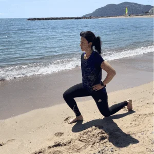 Coach sportif en extérieur à Cannes – entraînement personnalisé sur la plage avec un coaché Coaching sportif en plein air à la plage de Mandelieu-la-Napoule avec un coach sportif personnel